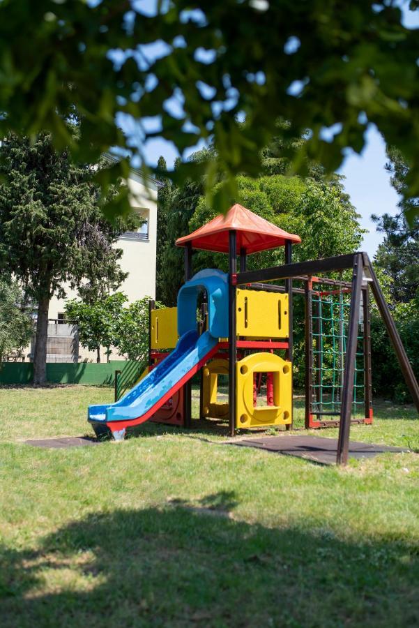 Apartment Nina Ровинь Экстерьер фото