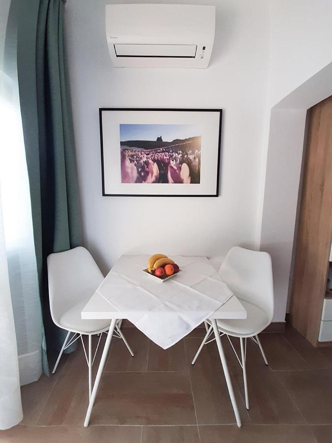 Apartment Nina Ровинь Экстерьер фото